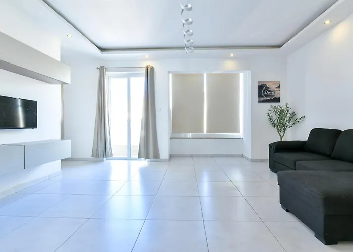 Paceville * San Ġiljan